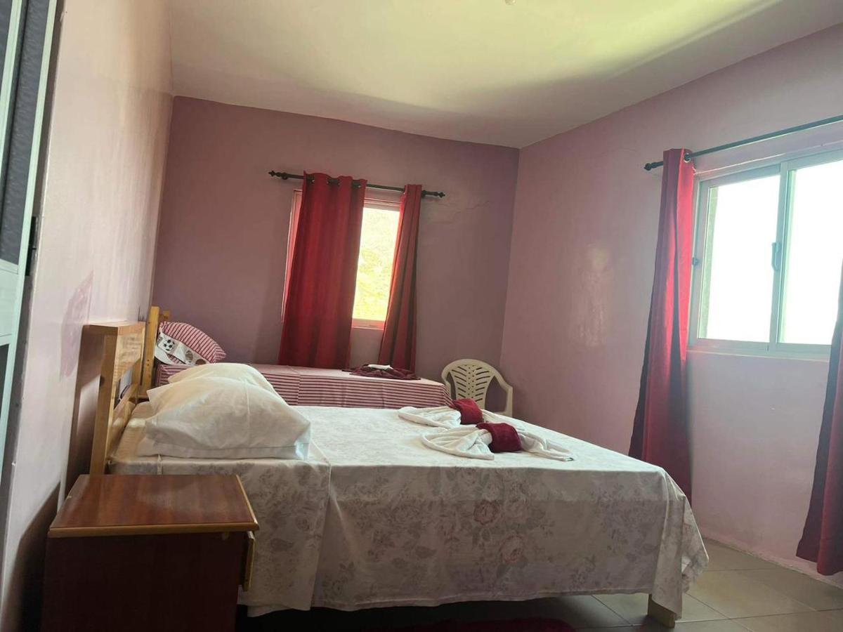 مبيت وإفطار Portela Casa Ze & Sonia المظهر الخارجي الصورة